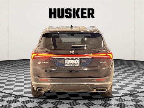 Certified 2025 Buick Enclave Preferred image 8