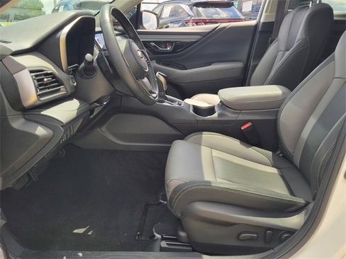Used 2024 Subaru Outback Onyx Edition image 5