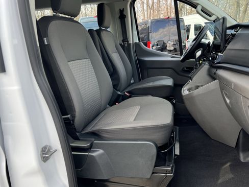 Used 2023 Ford Transit 350 XLT image 27