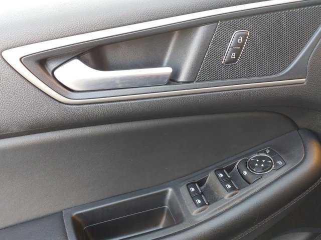 Used 2024 Ford Edge SEL AWD/4WD image 10