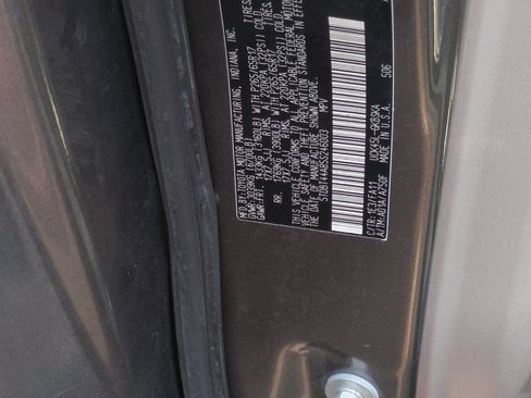 Used 2005 Toyota Sequoia SR5 AWD/4WD image 50