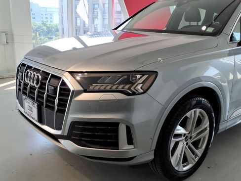 Used 2023 Audi Q7 3.0T Premium Plus w/ Premium Plus Package AWD/4WD image 7