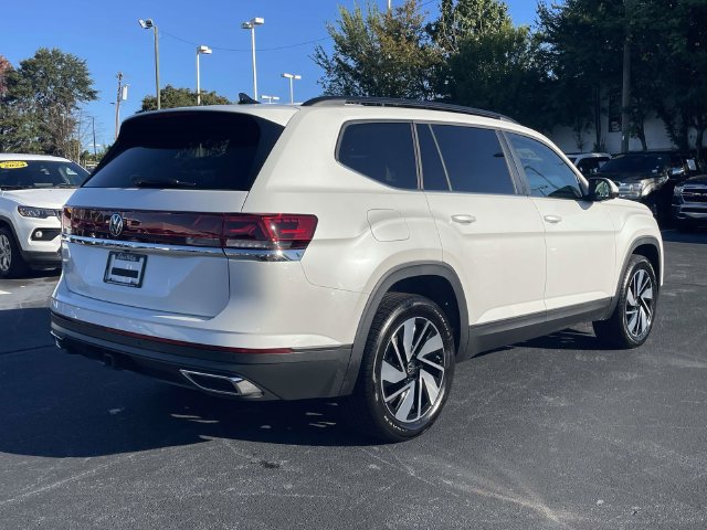 Certified 2026 Volkswagen Atlas SE FWD image 8
