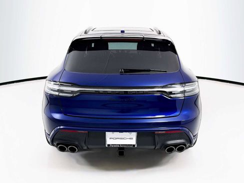 Certified 2025 Porsche Macan GTS image 10