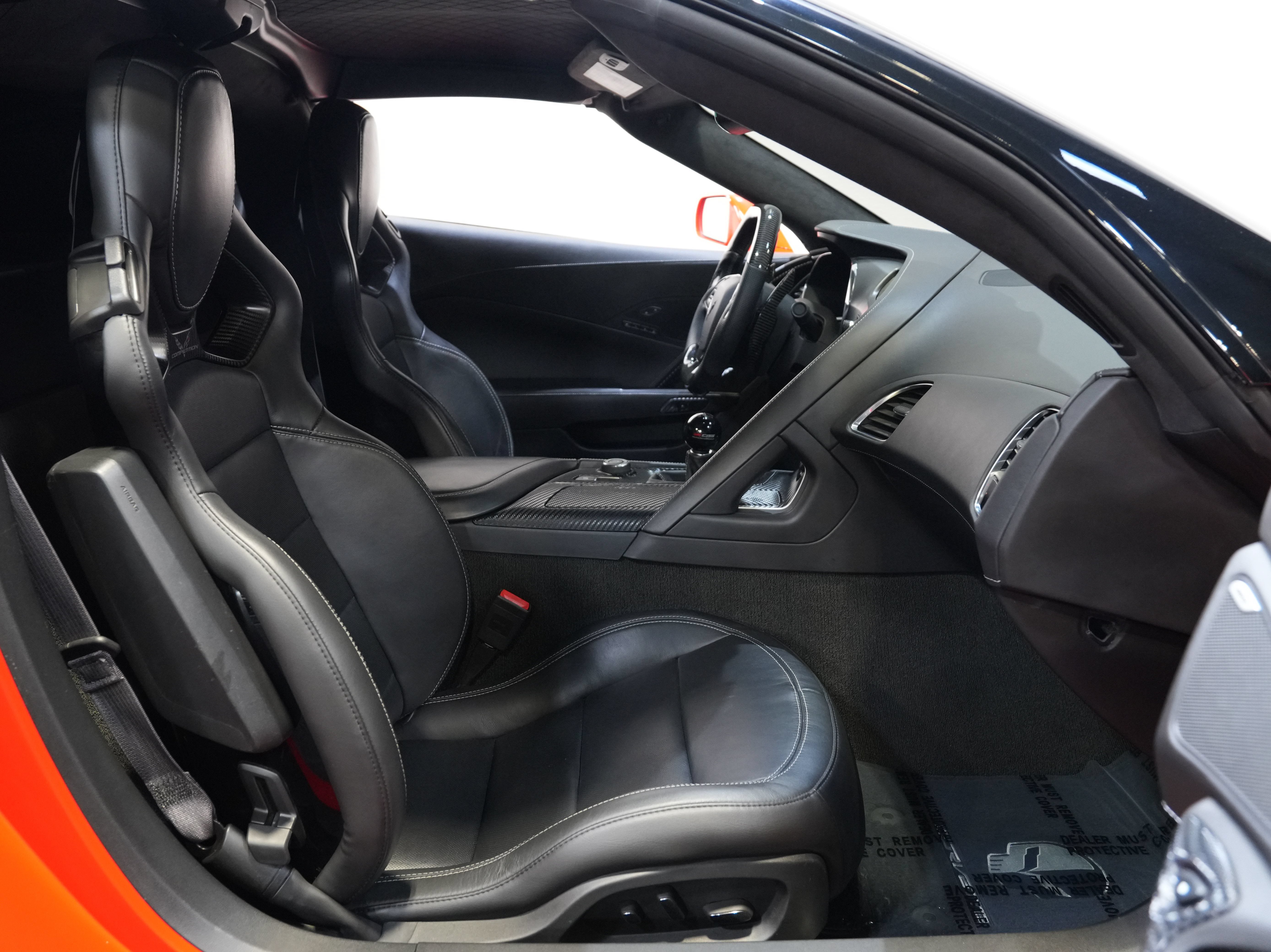 Used 2015 Chevrolet Corvette Z06 w/ 3LZ Preferred Equipment Group RWD image 32