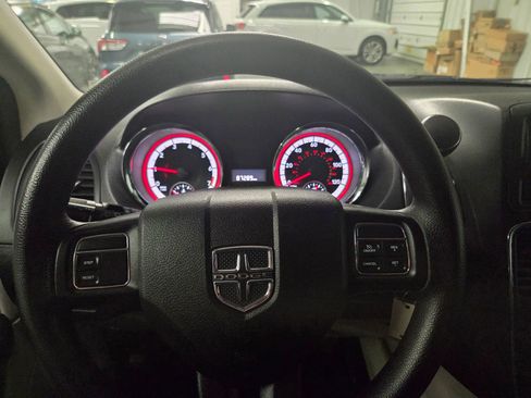 Used 2014 Dodge Grand Caravan SE w/ Quick Order Package 29E SE image 17