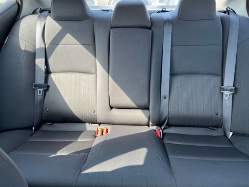 Used 2025 Nissan Altima 2.5 SV image 34