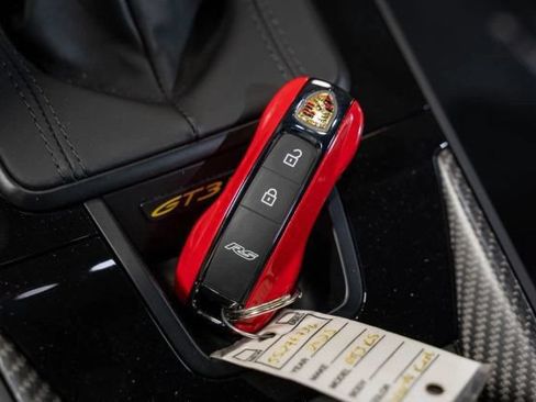 Used 2025 Porsche 911 GT3 RS RWD image 36