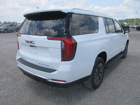 New 2026 GMC Yukon XL Elevation w/ Elevation Premium Package AWD/4WD image 4