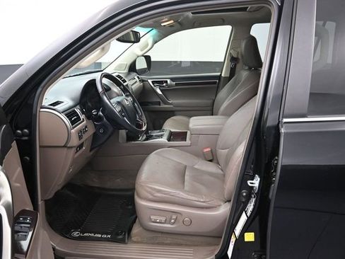 Used 2014 Lexus GX 460 w/ Premium Package AWD/4WD image 9