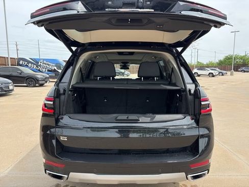 Used 2024 BMW X7 xDrive40i w/ Premium Package AWD/4WD image 21