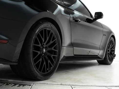 Used 2019 Ford Mustang GT w/ GT Performance Package RWD image 13