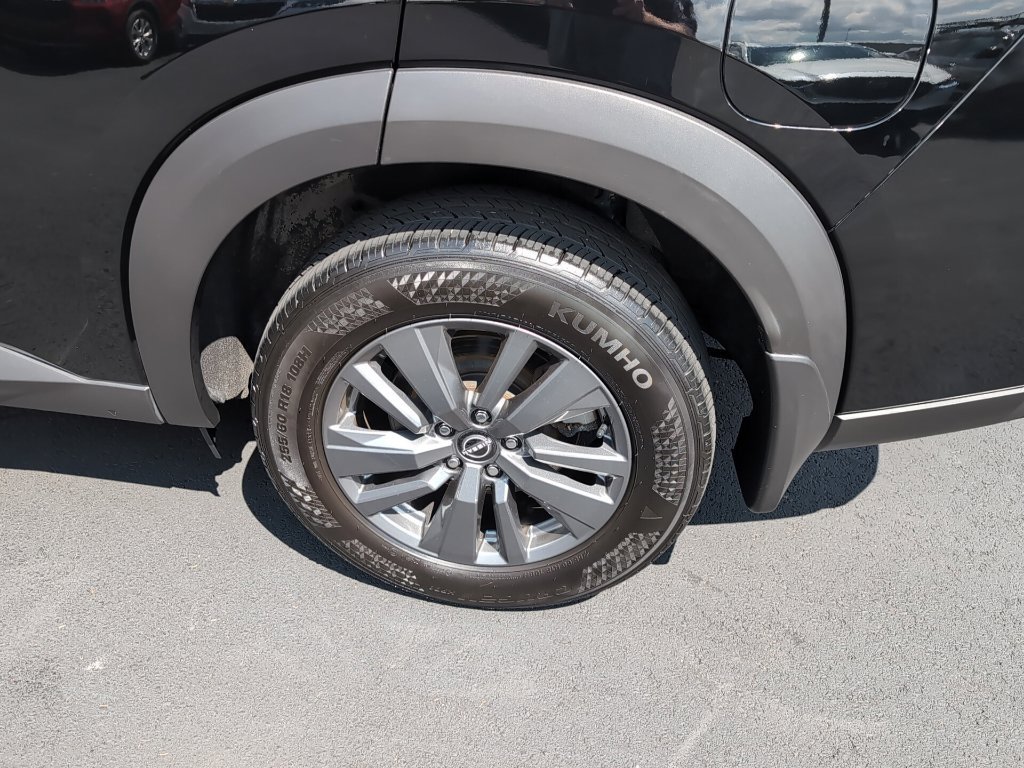 Used 2024 Nissan Pathfinder S AWD/4WD image 13