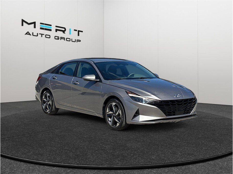 Used 2023 Hyundai Elantra SEL w/ Convenience Package FWD image 1