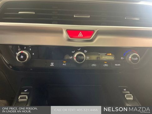 Used 2020 Kia Telluride S w/ S 8 Passenger Seating Package AWD/4WD image 40