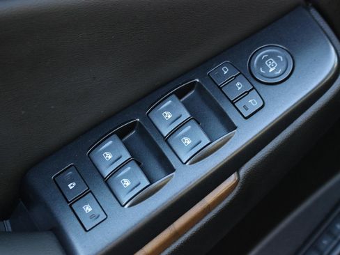 Used 2020 GMC Yukon Denali w/ Open Road Package image 14