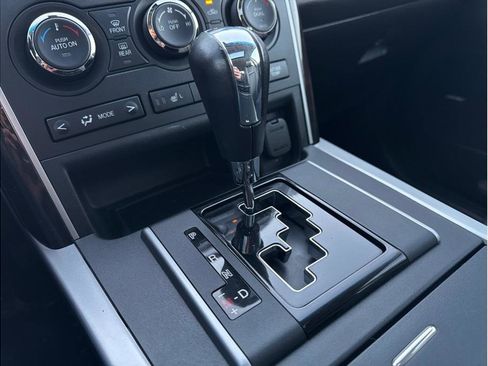 Used 2011 MAZDA CX-9 Grand Touring w/ Moonroof & Bose Audio Pkg image 22