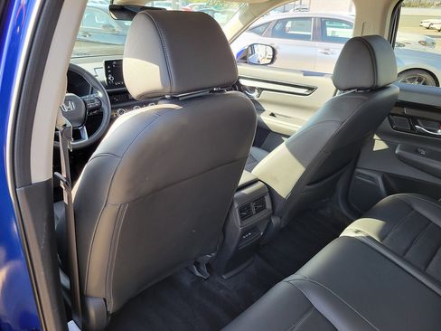 Used 2024 Honda CR-V EX-L image 11