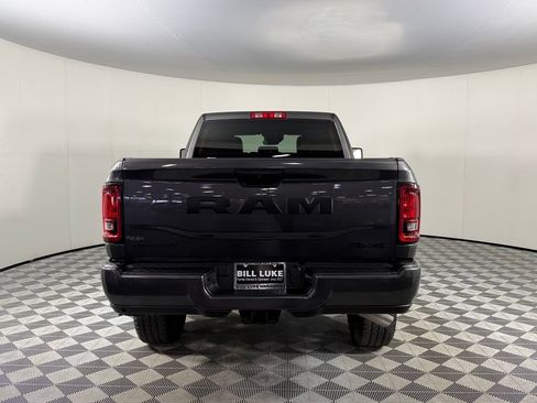 Used 2025 RAM 2500 Big Horn AWD/4WD image 9