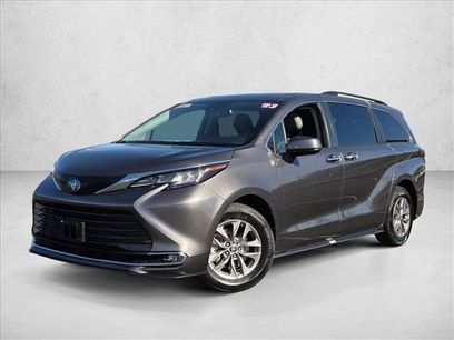Used 2023 Toyota Sienna XLE