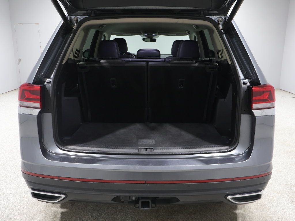 Used 2025 Volkswagen Atlas SE AWD/4WD image 19
