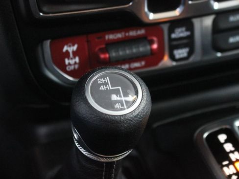 Used 2024 Jeep Wrangler Unlimited Rubicon image 27