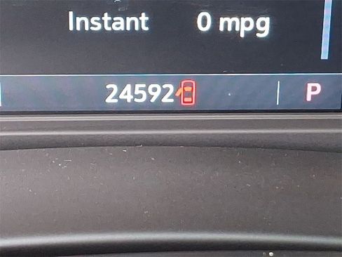 Certified 2024 Buick Enclave Essence image 13