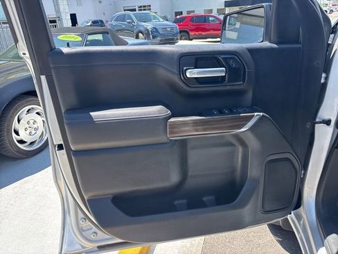 Used 2021 Chevrolet Silverado 1500 LT Trail Boss AWD/4WD image 17
