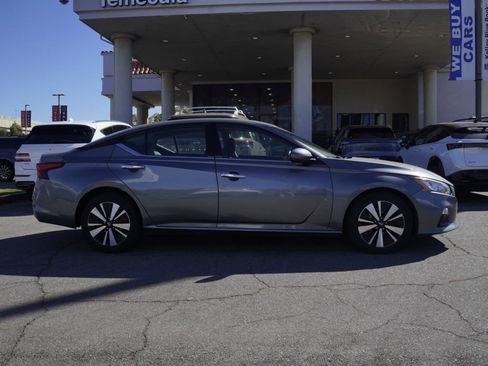 Certified 2020 Nissan Altima 2.5 SL image 3