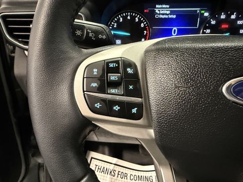 Used 2023 Ford Explorer XLT w/ Equipment Group 202A image 18