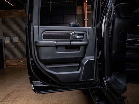 Used 2025 RAM 3500 Laramie w/ Night Edition image 38
