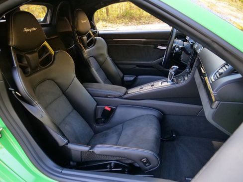 Used 2023 Porsche 718 Boxster Spyder image 31