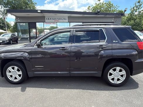 Used 2016 GMC Terrain SLE w/ Driver Alert Package I AWD/4WD image 4