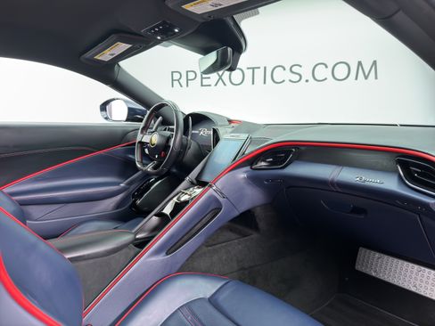 Used 2021 Ferrari Roma RWD image 18