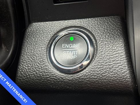 Certified 2021 Ford F350 Platinum image 22