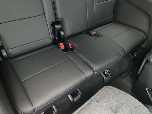 New 2026 Chevrolet Traverse High Country w/ LPO, Floor Liner Package image 42