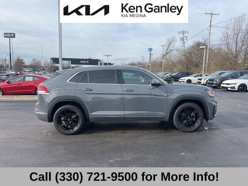 Used 2021 Volkswagen Atlas Cross Sport SEL Premium R-Line AWD/4WD image 7