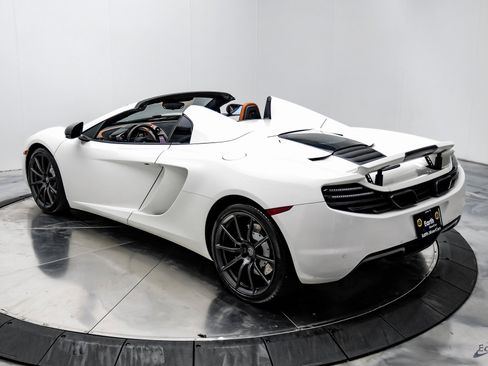 Used 2013 McLaren MP4-12C Spider image 13