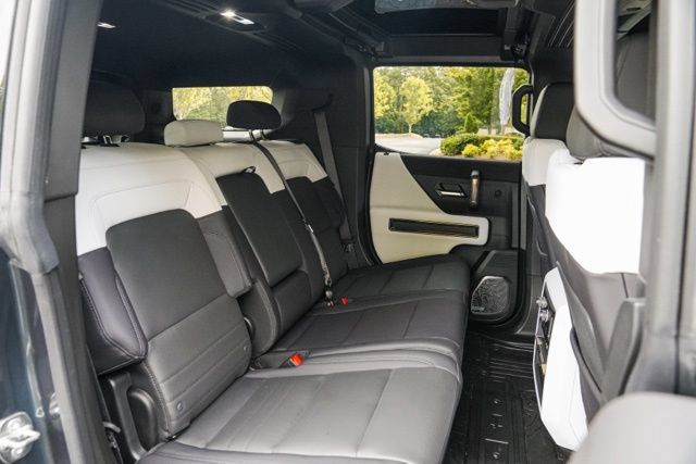 Used 2025 GMC Hummer EV 3X AWD/4WD image 50