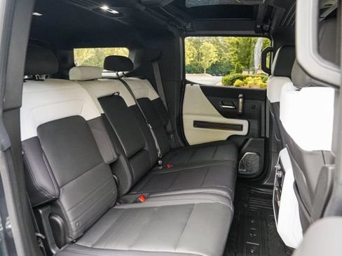 Used 2025 GMC Hummer EV 3X AWD/4WD image 50