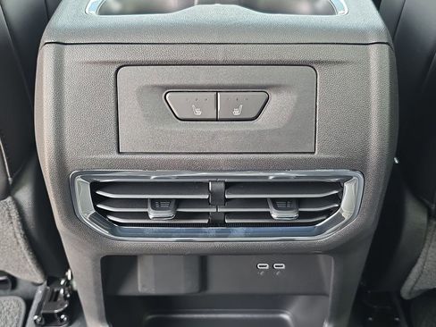 New 2025 GMC Sierra EV Denali image 21