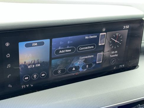 Certified 2025 Nissan Murano SV FWD image 18