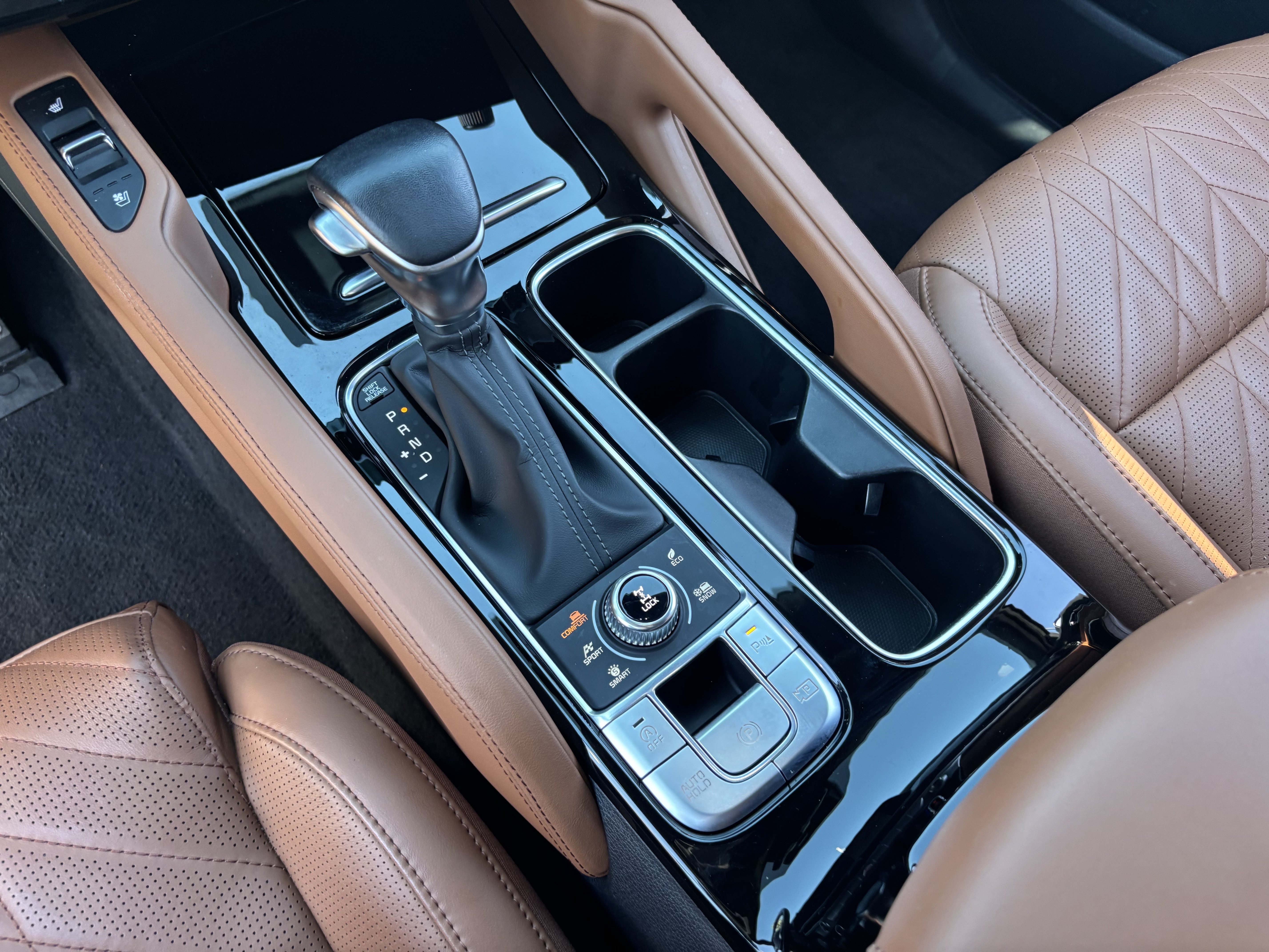 Certified 2025 Kia Telluride SX Prestige X-Pro AWD/4WD image 24