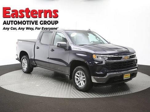 Used 2023 Chevrolet Silverado 1500 LT AWD/4WD image 51