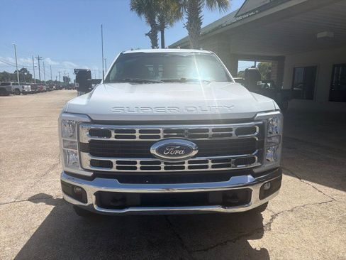 Used 2024 Ford F350 XLT w/ FX4 Off-Road Package AWD/4WD image 9