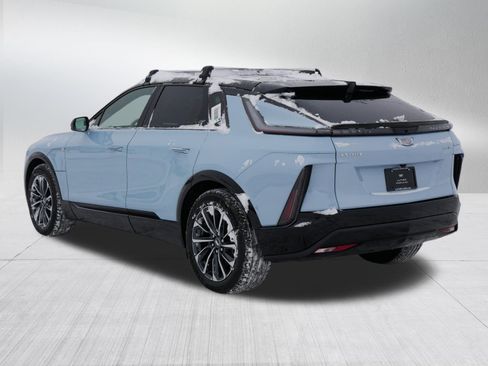 Used 2026 Cadillac Lyriq Premium Sport w/ LPO, Floor Liner Package AWD/4WD image 4