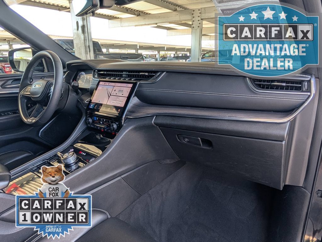 Used 2023 Jeep Grand Cherokee L Overland w/ Luxury Tech Group IV AWD/4WD image 29