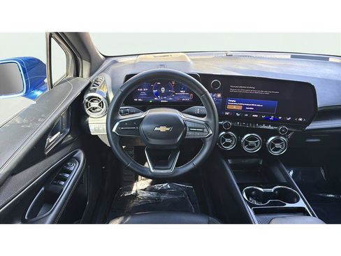 Used 2024 Chevrolet Blazer EV LT AWD/4WD image 23