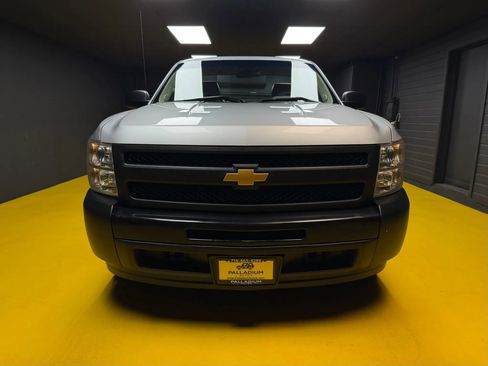 Used 2013 Chevrolet Silverado 1500 W/T RWD image 2