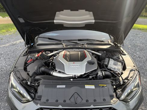 Used 2023 Audi RS 5 Sportback AWD/4WD image 38